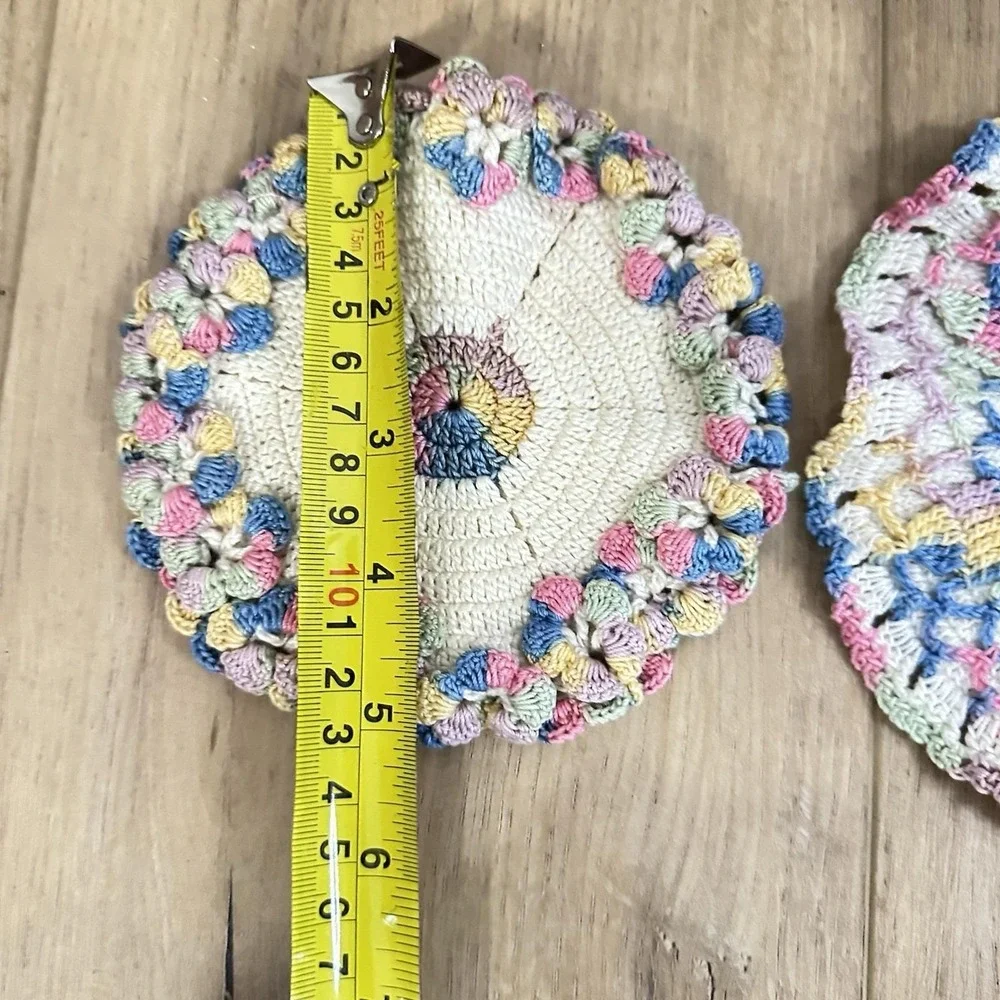 Set 2 VTG Crochet Doily Hot Pads‎ Rainbow Cotton Round Kitchen Decor Grannycore